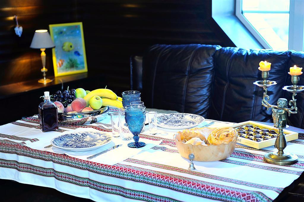 The Sky Loft Apartment Kiev Bagian luar foto