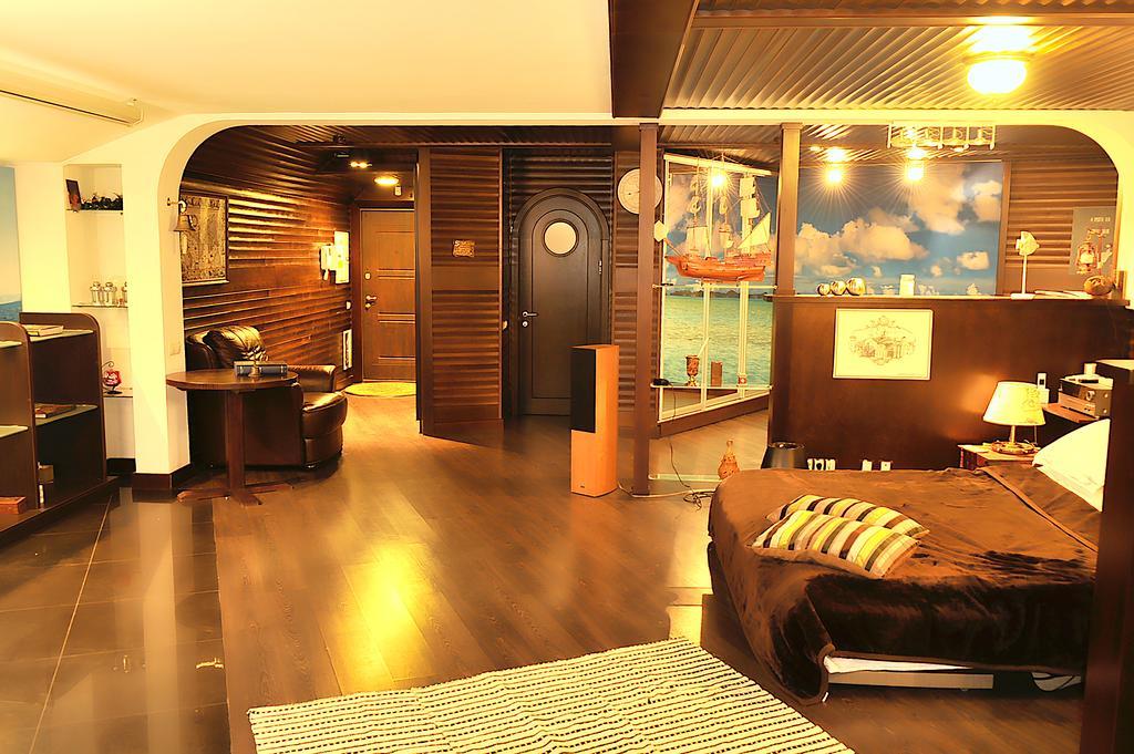 The Sky Loft Apartment Kiev Bagian luar foto