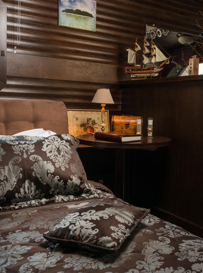 The Sky Loft Apartment Kiev Bagian luar foto