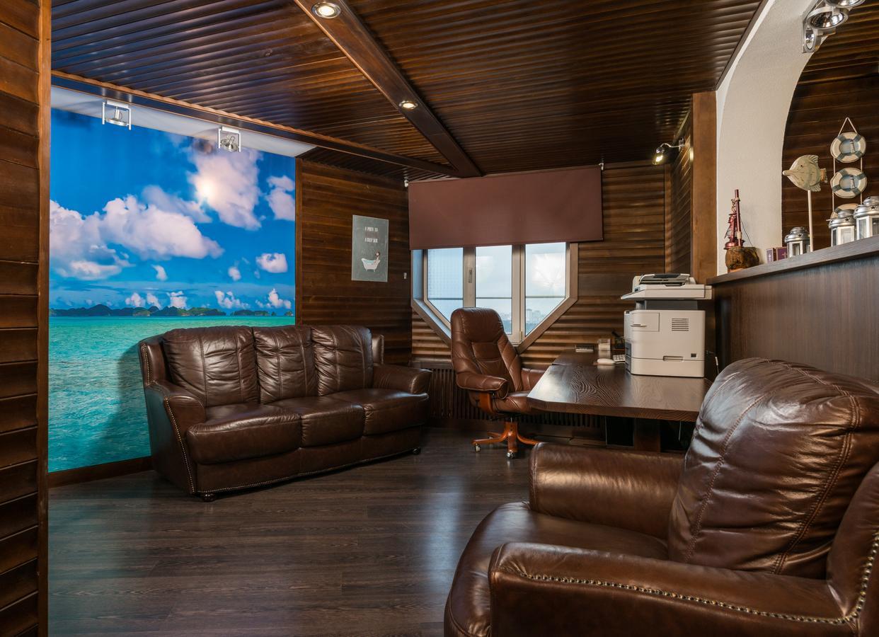 The Sky Loft Apartment Kiev Bagian luar foto