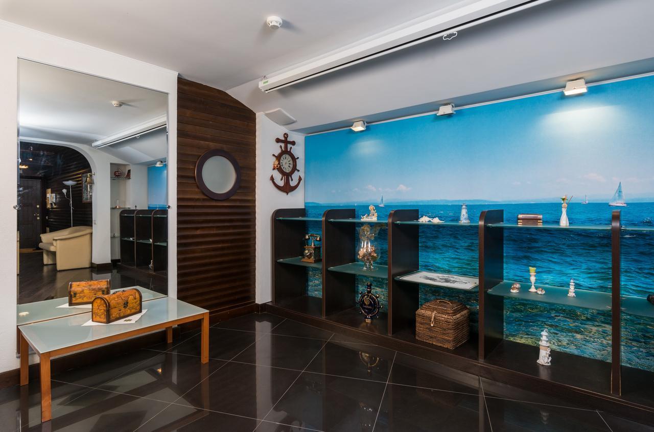 The Sky Loft Apartment Kiev Bagian luar foto